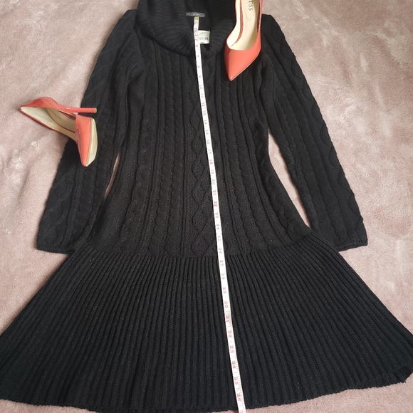 Sweater Dress - Picture 4 of 13